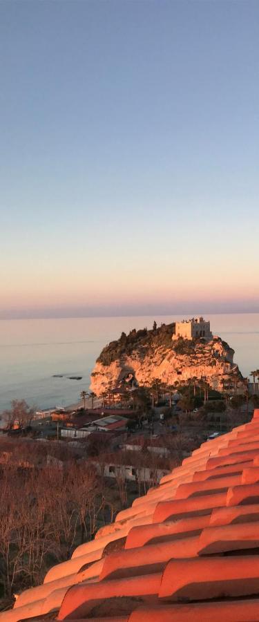Nereide Acomodação com café da manhã Tropea Exterior foto