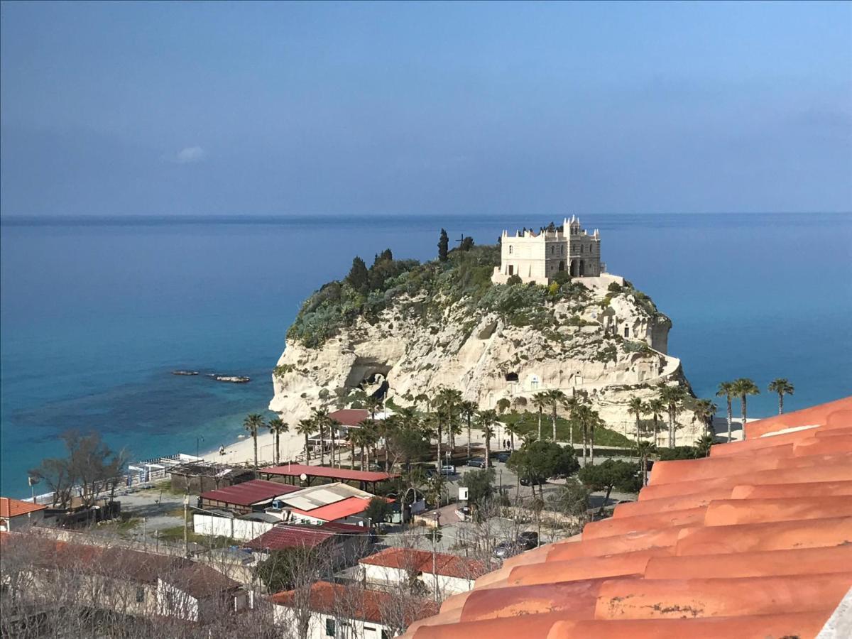 Nereide Acomodação com café da manhã Tropea Exterior foto