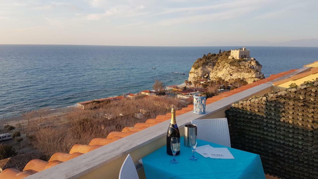 Nereide Acomodação com café da manhã Tropea Exterior foto