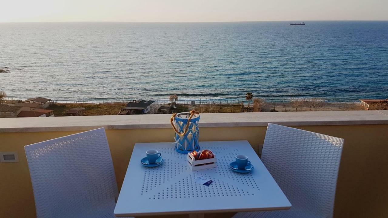 Nereide Acomodação com café da manhã Tropea Exterior foto