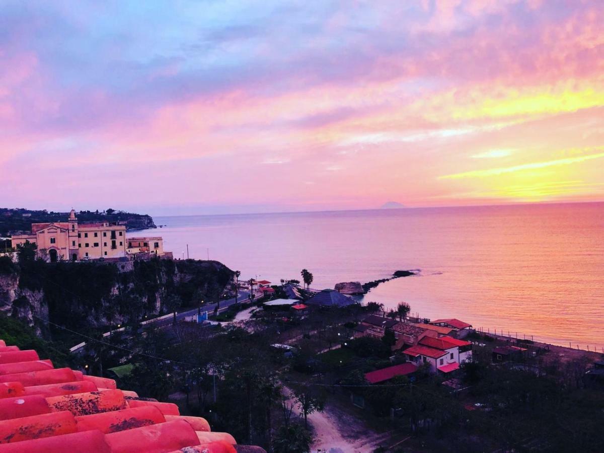 Nereide Acomodação com café da manhã Tropea Exterior foto